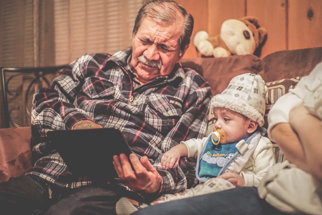 grandparents storytelling